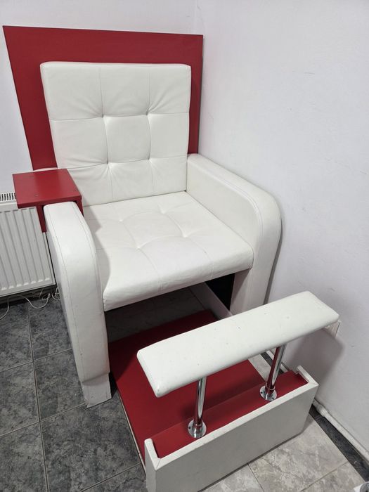 Продам крісло для педикюру