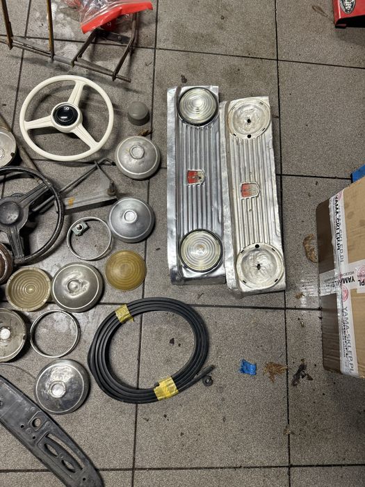 Azak auto autko samochod zabawka