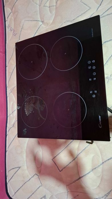 Placa de indução CANDY CI 640 CB