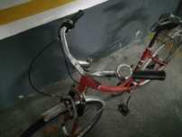 Bicicleta antiga semi restaurada