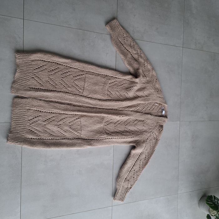 Długi sweter kardigan Zara wełna wool beżowy