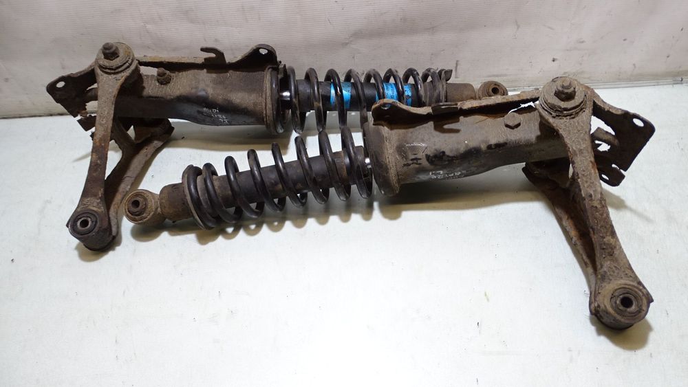 MCPERSON TYLNY KPL AUDI A4 B5 2.8 QUATTRO