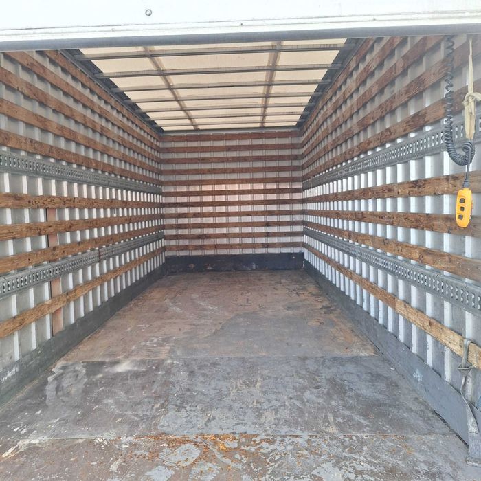 Vende-se Renault Midlum 180 c/ plataforma