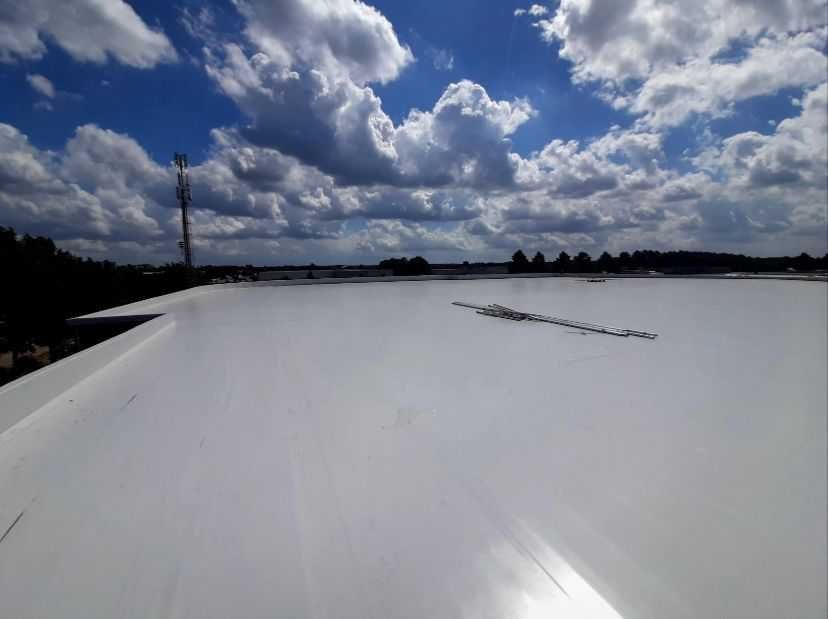 Dachy płaskie, tarasy, balkony, inspekcja dachów (przecieki)