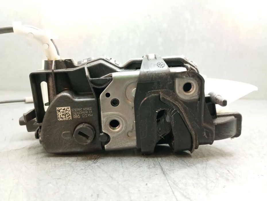 Fechadura / fecho porta frente esquerdo CITROËN C3 III (SX)