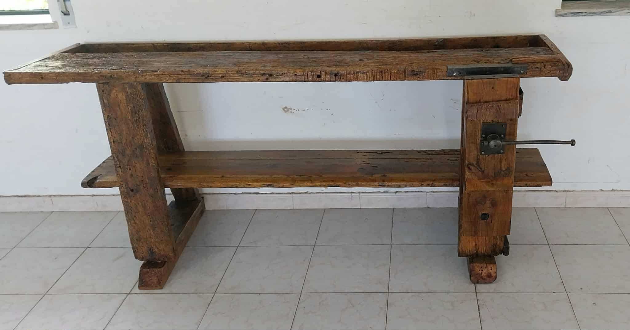 Antiga Bancada de Marcenaria. Restaurada