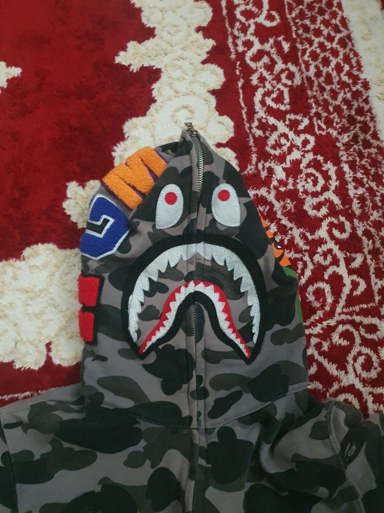 bape shark camo легендарна