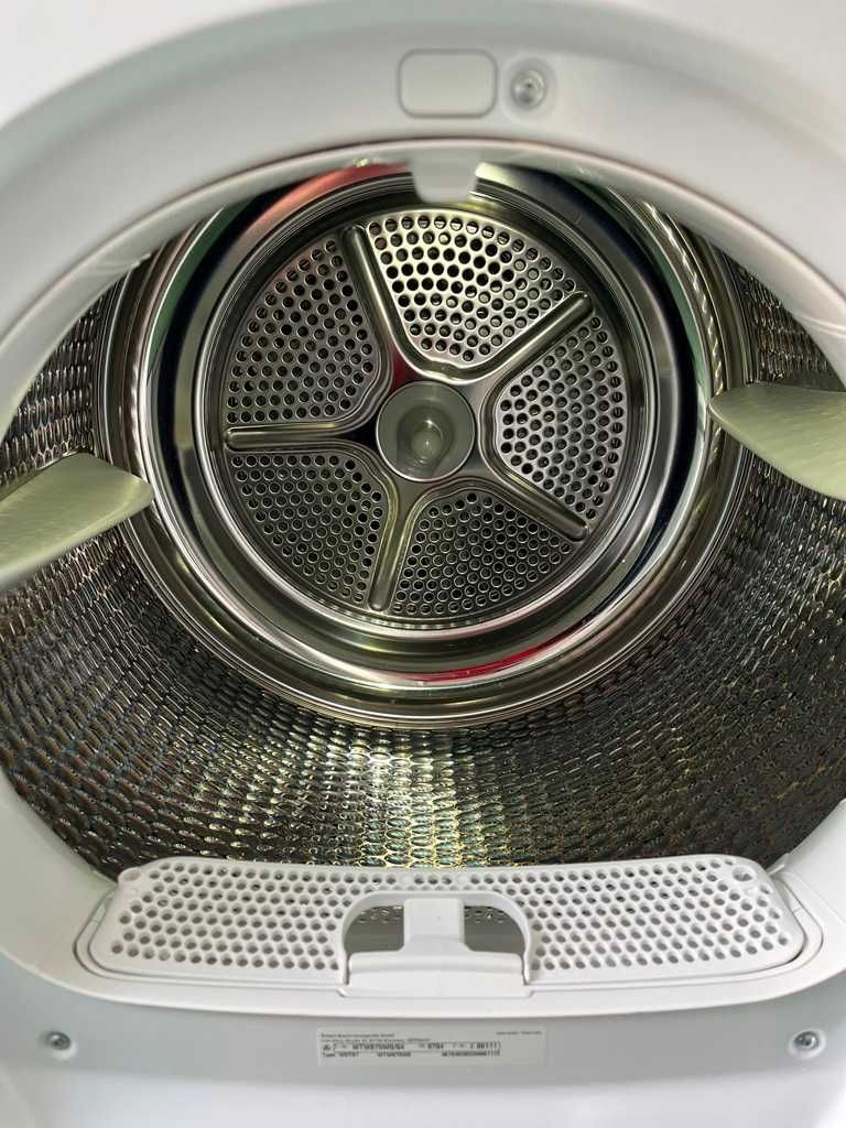 Suszarka Bosch z pompą ciepła WTW875W0, 8 kg, A+++