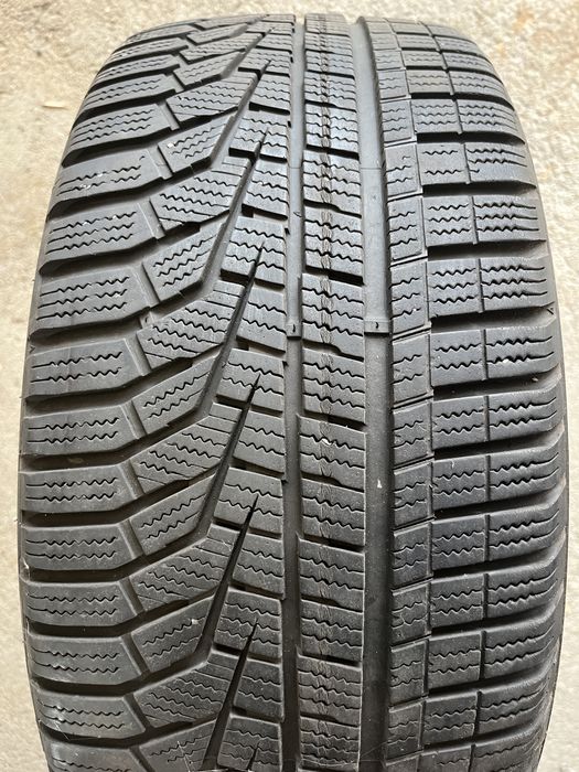 Opony zimowe 225/40/19