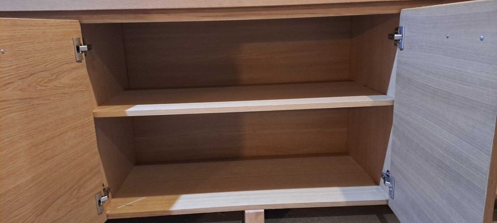 komoda z mdf czterodrzwiowa