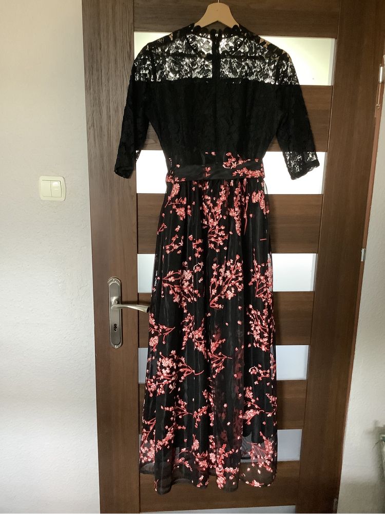 Sukienka maxi koronkowa czarna w kwiaty maxi 38/40