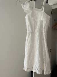 Biała koronkowa sukienka na wesele dla dziewczynki 134