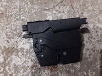 BMW F30 zamek klapy bagażnika tył sedan