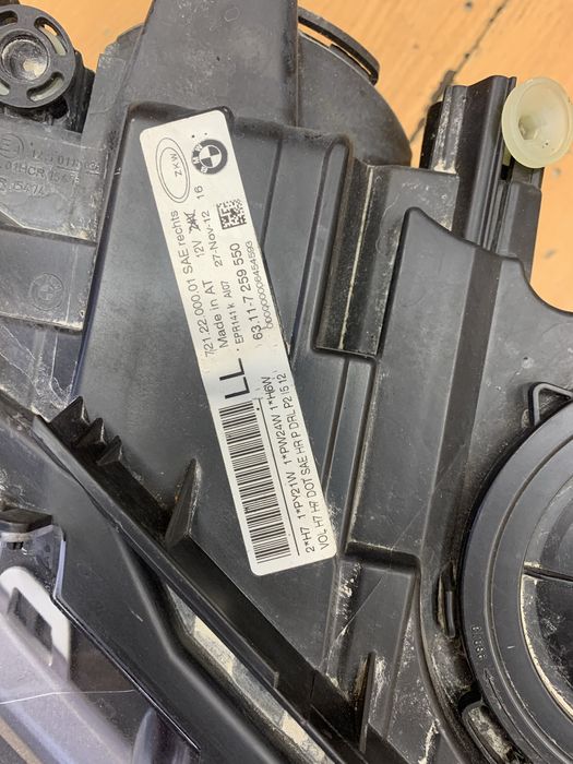 Права фара БМВ Ф30 Ф31 галоген дорестайл америка США BMW F30 F31 USA