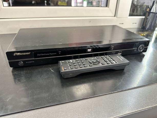 Odtwarzacz DVD Pioneer DV-420V z pilotem