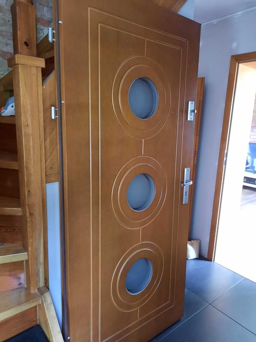 Drzwi zewnetrzne drewniane Lucjusz