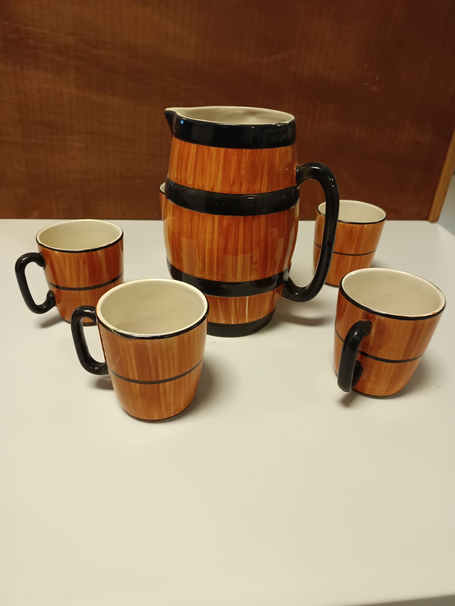 Conjunto Jarro de vinho e 5 canecas