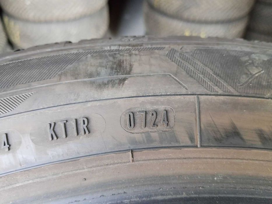 Шини(автошини) 235/50 R19 GOODYEAR ULTRAGRIP PERFORMANCE 3 XL  103V