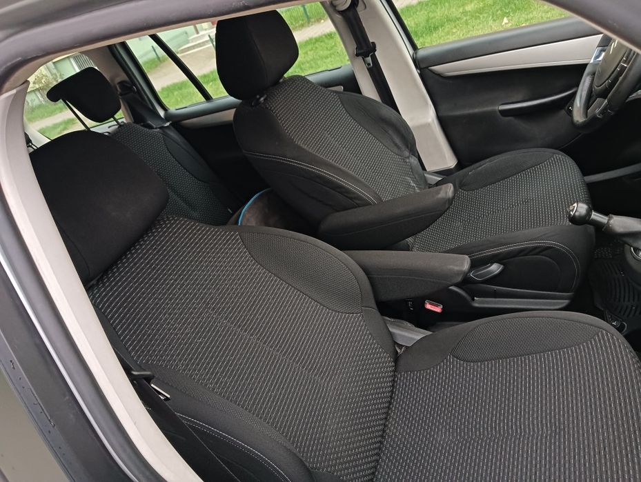 Citroen C4 Grand Picasso 1.6 benzyna gaz 2010 rok 7 osób