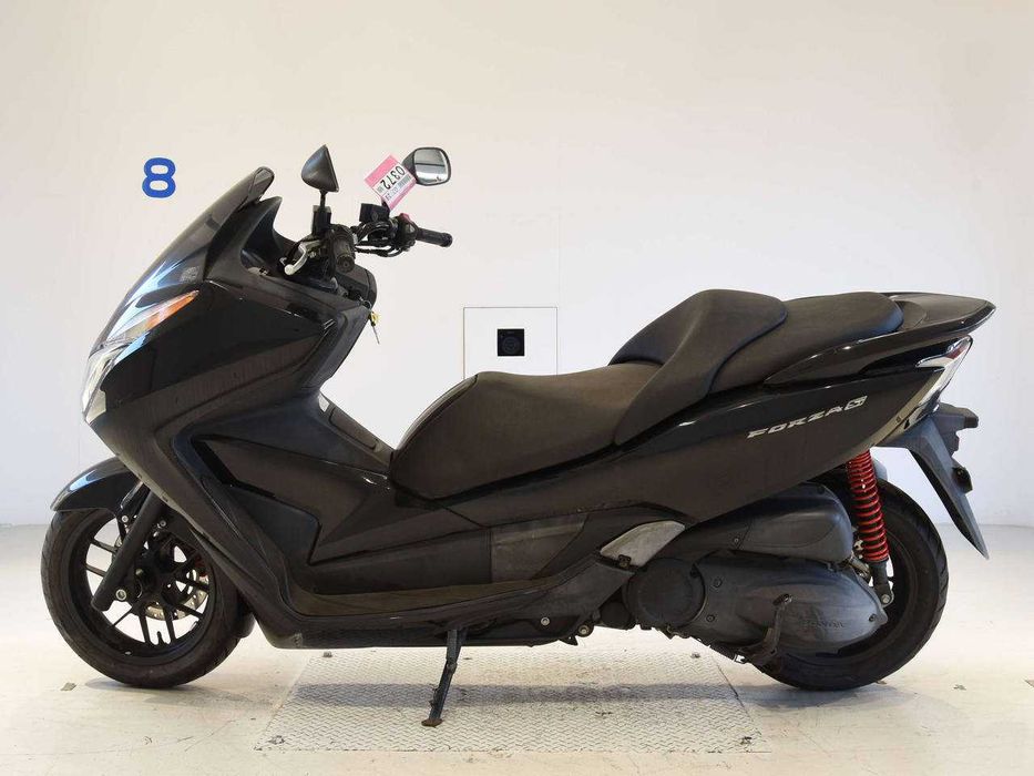 Скутер з Японії Honda FORZA 250 SI MF12 з документами в АртМото Суми