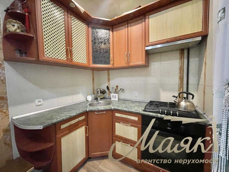 1 кімн. по вул.Новокузнецька,20, 6/9