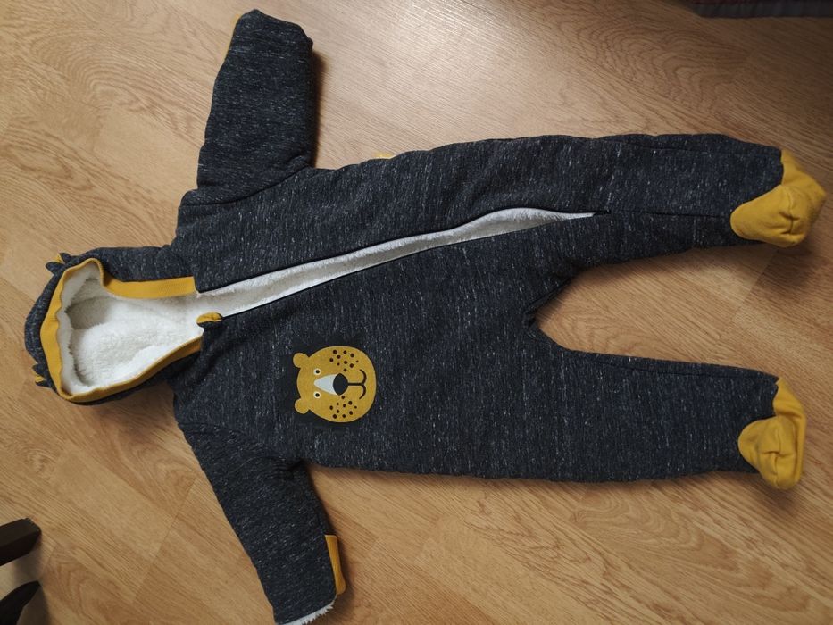 Kombinezon niemowlęcy jesienno-zimowy 74