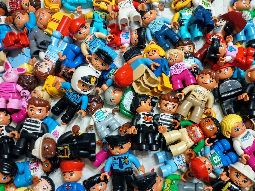 LEGO DUPLO oryginalne figurki 6 sztuk losowe