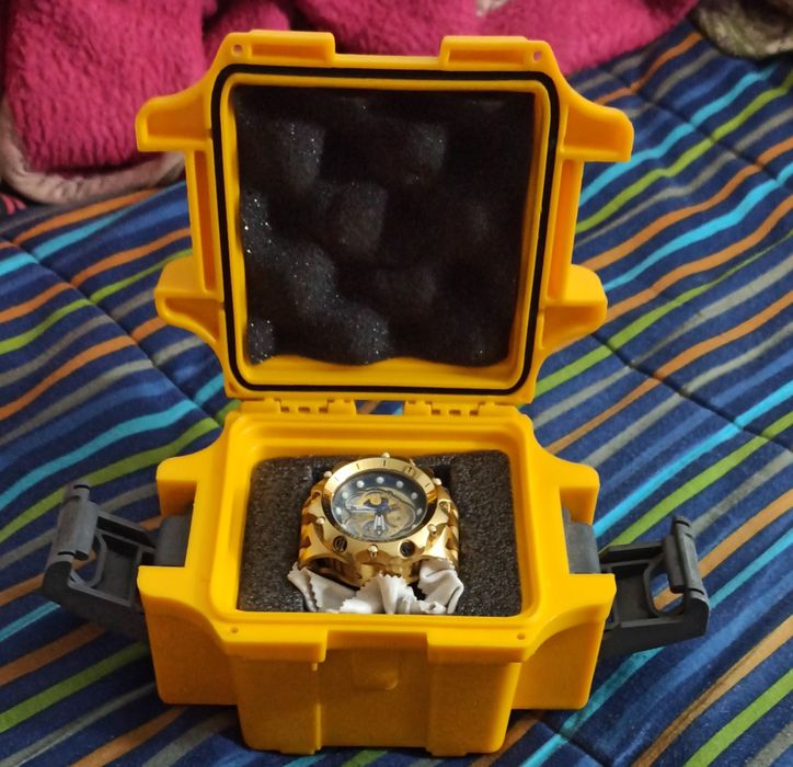 3 relógios invicta original usa,  vendo ou troco