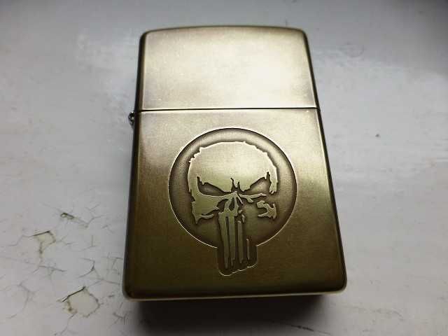 Zapalniczlka Mosiężna Zippo Benzynowa The Punisher Custom Marvel