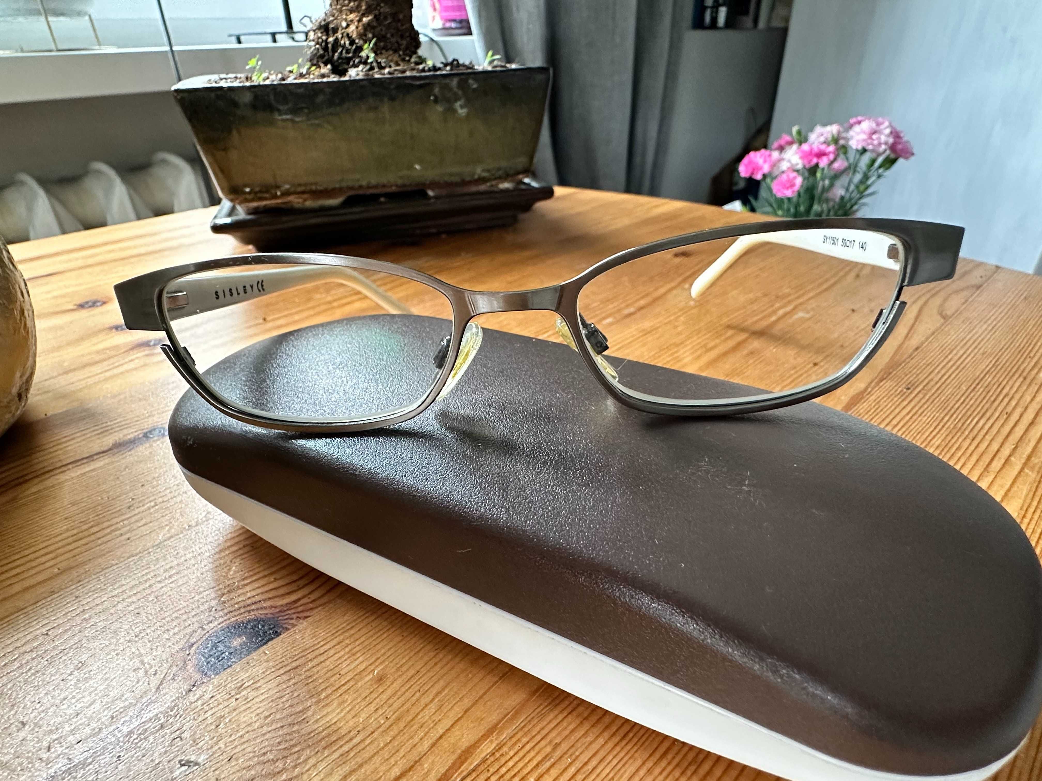 Okulary korekcyjne do czytania marki SISLEY, szkła + 0,75