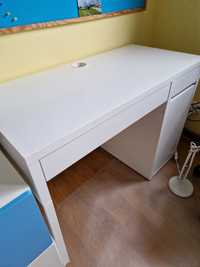 biurko białe z IKEA