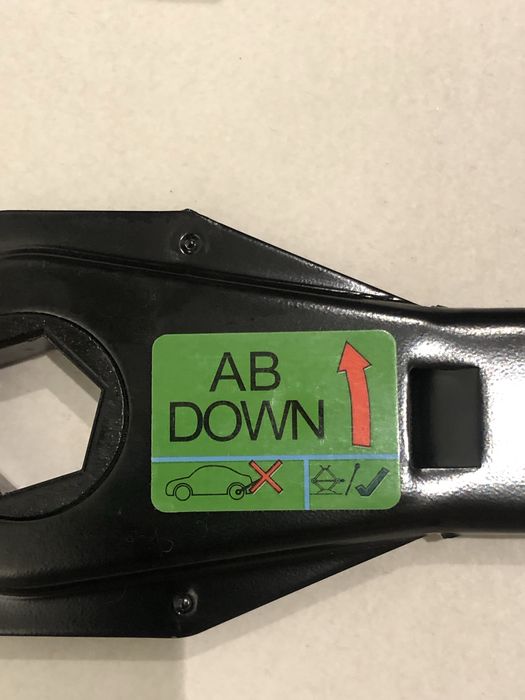 Домкрат в-во Іспанія