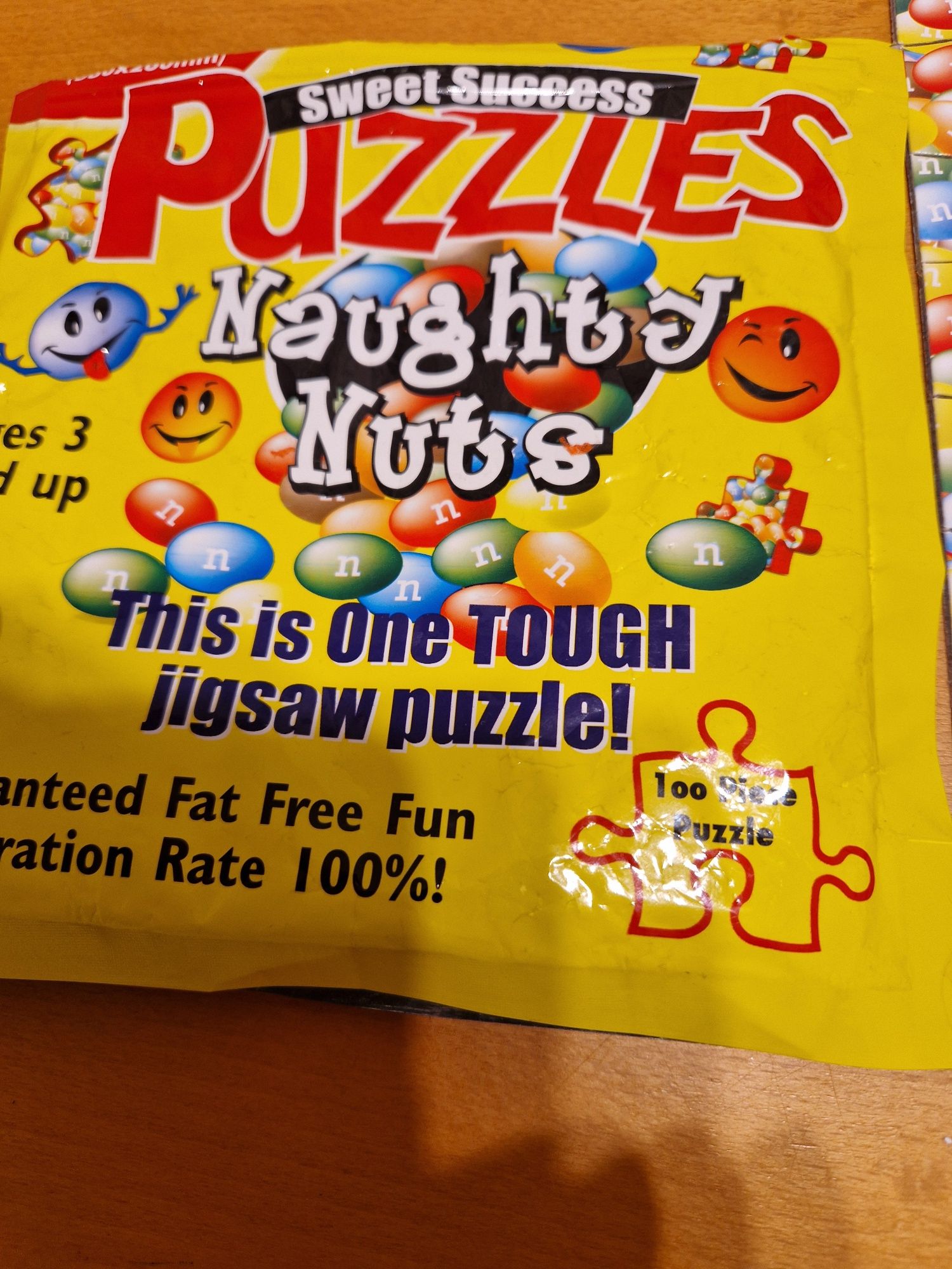 Puzzle Naughty Nuts 100 elementow