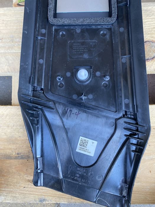 Камера стійка Model Y Tesla ліва, права