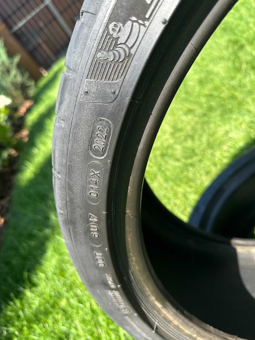 Michelin Pilot Sport 4s 235 35 19 (Пара)