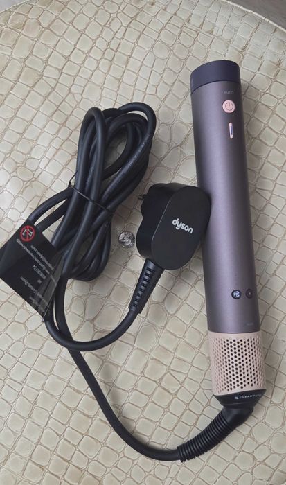 Стайлер Dyson Co-anda 2x HS09