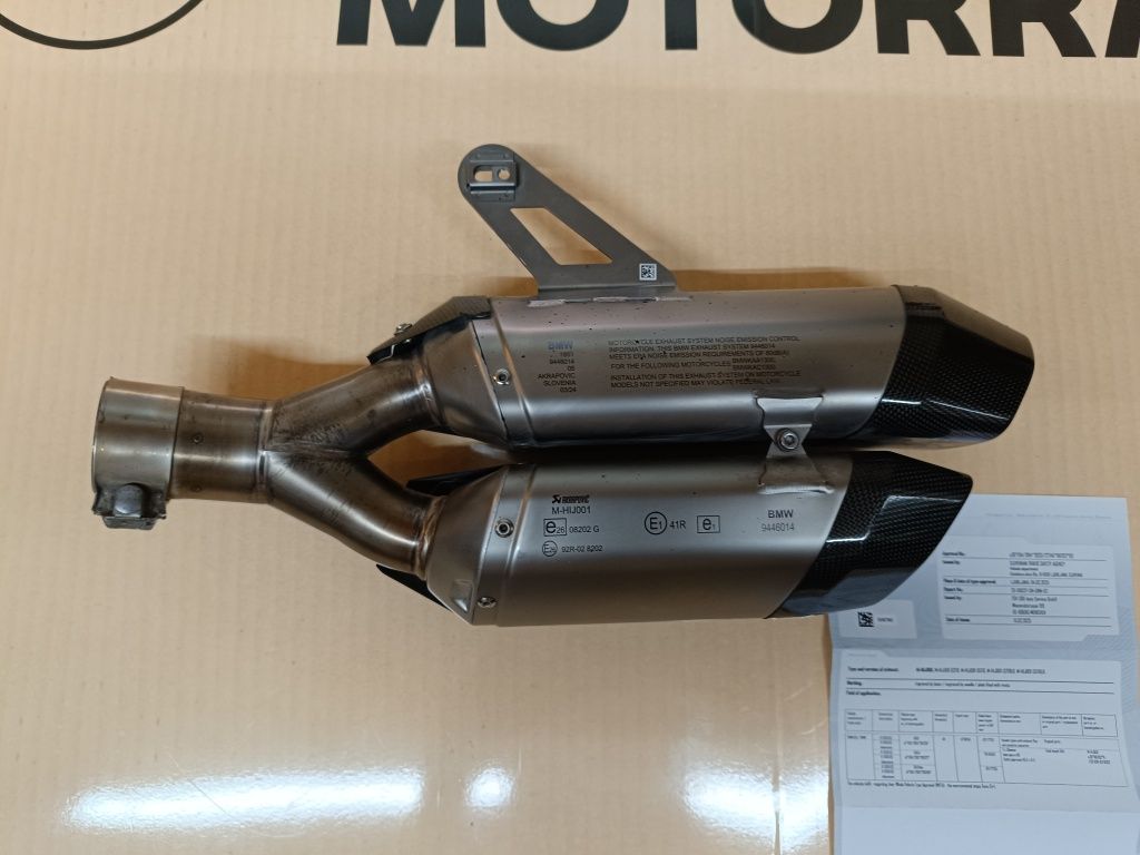 Ponteira Akrapovic BMW R1300 GS ou GSA