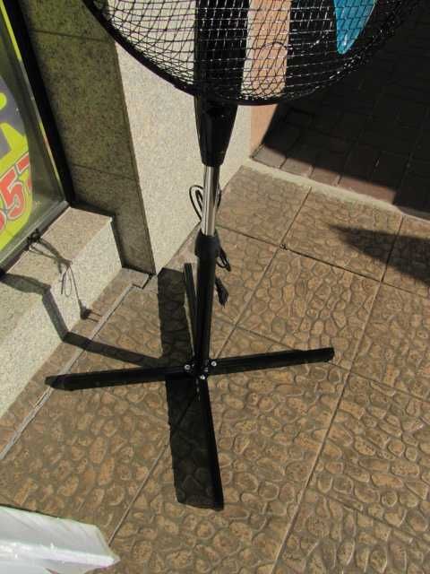 Wentylator stojący Mocny i cichy, 3 łopatki po 40 cm oscylacyjny Ardes