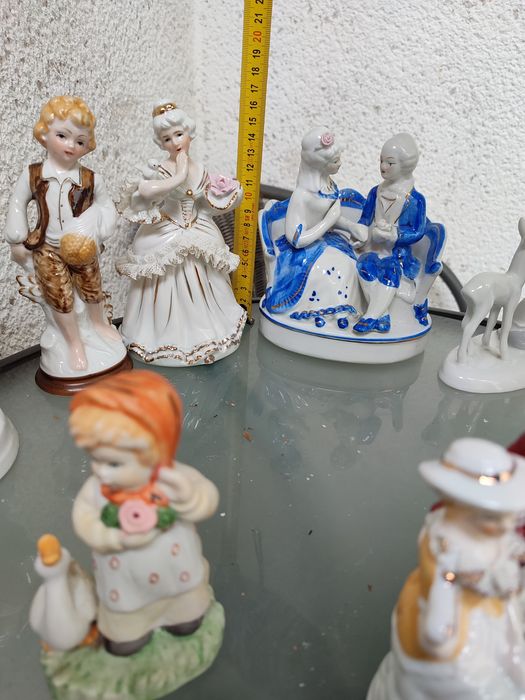 Фарфоровые фигуры