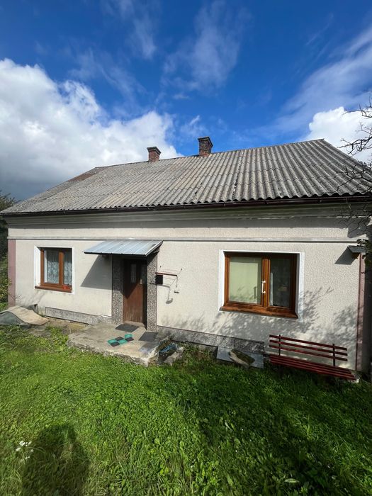 Dom z dużą działką i budynkami gospodarczymi - Pstrągowa 38-120