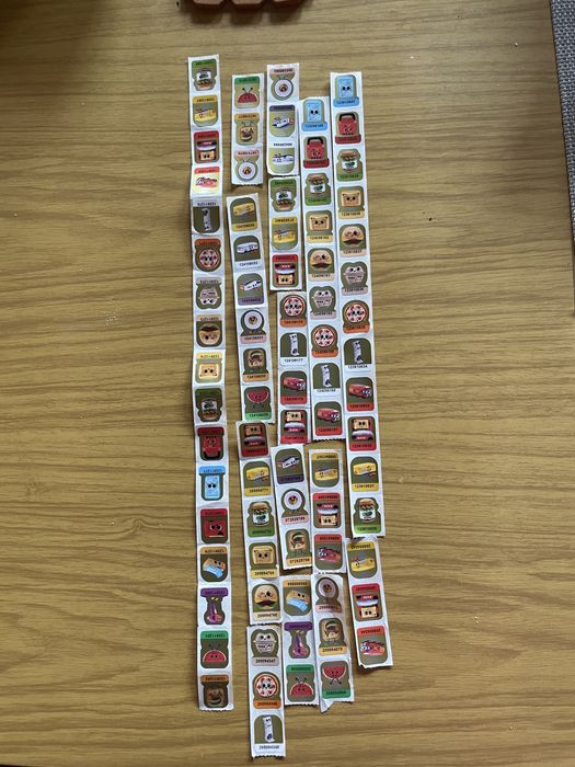 Naklejki na biedroniaki 80szt