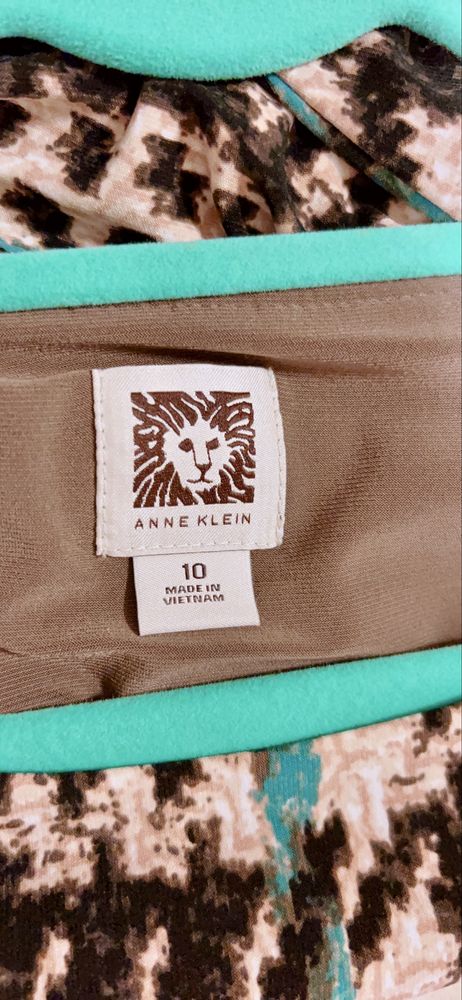 Vestido novo Anne Klein