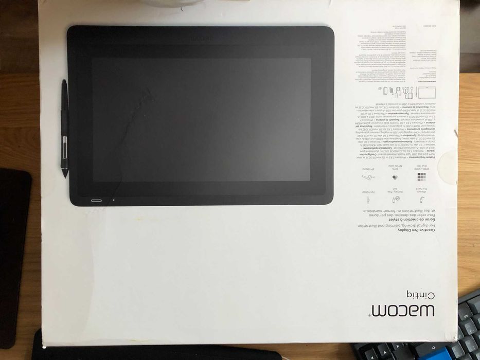 Графічний монітор-планшет Wacom Cintiq 16 + підставка