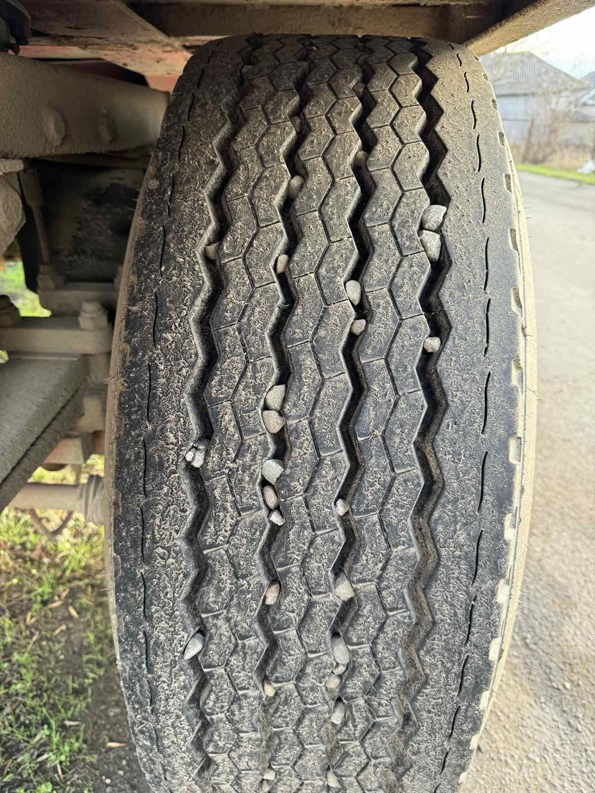 Прицеп до вантажівки