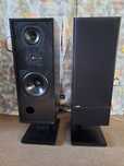 Kolumny Bowers & Wilkins