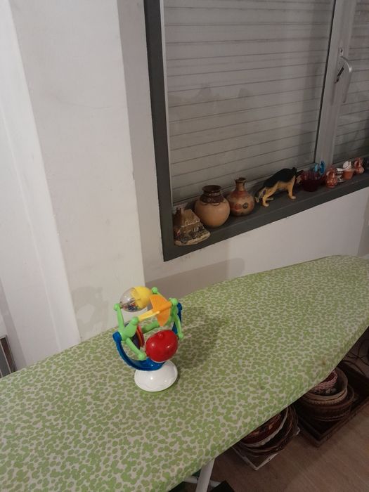 Vendo Brinquedo Frutas Musicais CHICCO a pilhas muito bonito como novo
