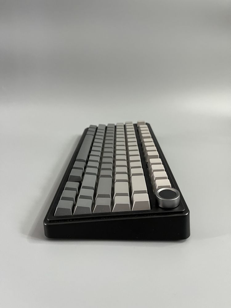 Aula F75 Gradient