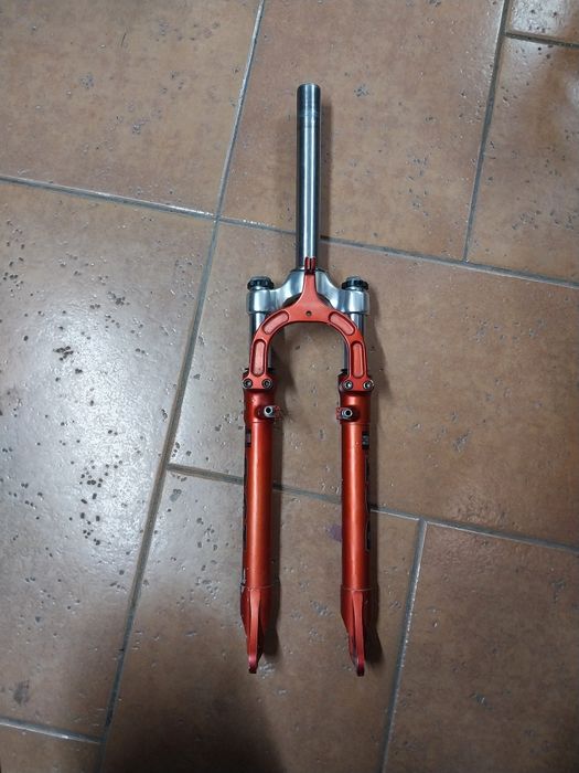 Ретро велосипедна вилка rst 381