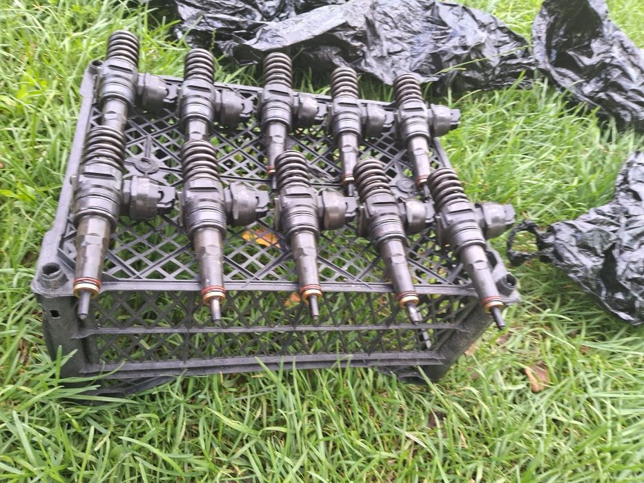 Паливні форсункі,VW Touareg 1 ,2.5 5.0 VW T5 2.5 BAC,Розборка,шрот