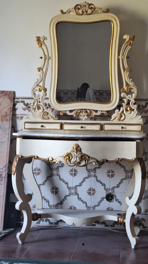 Cama Vintage Relíquia para recuperação em ouro conjunto
